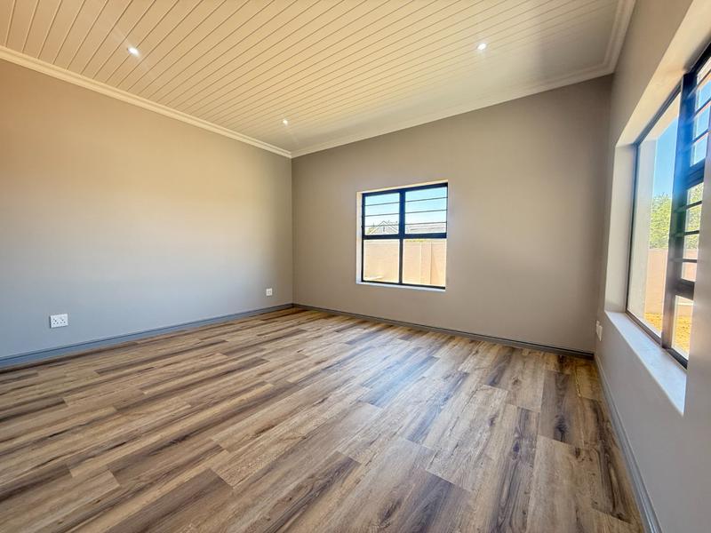 3 Bedroom Property for Sale in Tafelzicht Western Cape